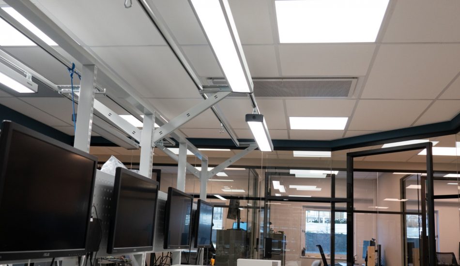 Variert belysning i kontorlokaler i Lysaker